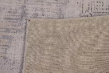 Contemporary Tufted Rug