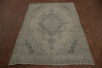 Classic Medallion Tabriz Persian Area Rug 8x11 with Decorative Borders