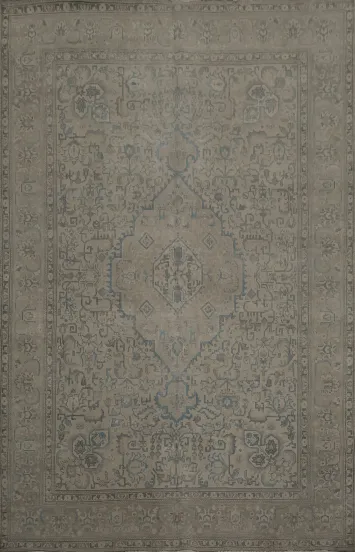 Vintage Distressed Taupe Beige Rug Adding Timeless Sophistication to Interiors 8x11