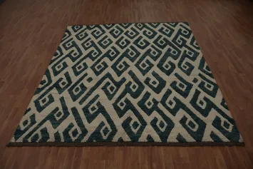 Ivory/ Blue Moroccan Shaggy Area Rug 8x10