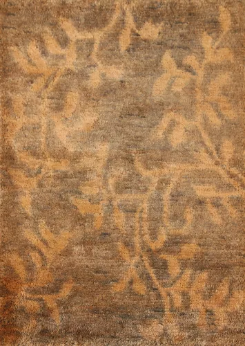 Brown/ Gold Indo Area Rug 5x6