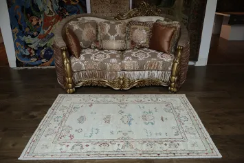 Wool Oushak Vegetable Dye Area Rug 4x6