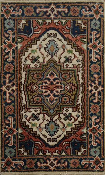 Decorative Heriz Serapi Foyer Size Rug 2x3 with Bold and Striking Motifs