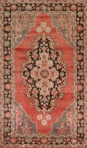 Geometric Red Bakhtiari Persian Rug 4x7