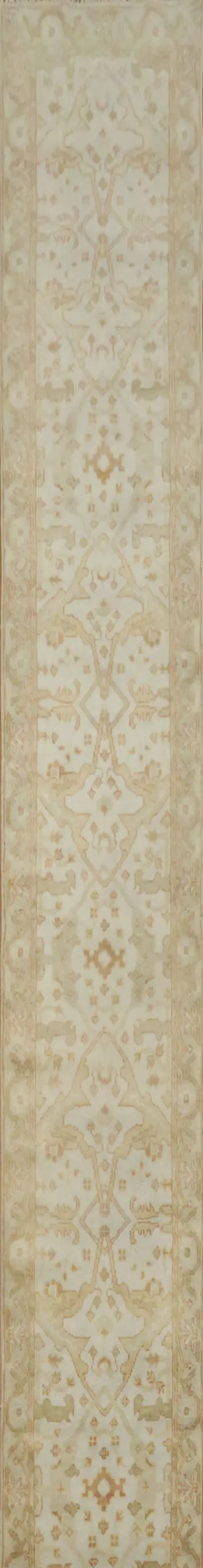 Traditional Beige Hallway Runner Rug for Classic Interiors 2x19 ft