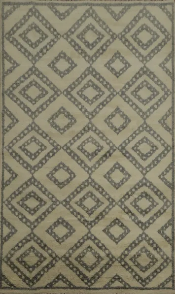 Eye-catching Moroccan Area Rug 5x8 for Contemporary Interiors