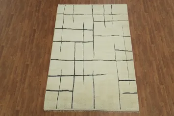 Modern Minimalist Rug with Linear Geometric Pattern, 5x8 ft