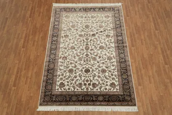 Traditional Cream and Navy Rug with Detailed Botanical Pattern 7x10