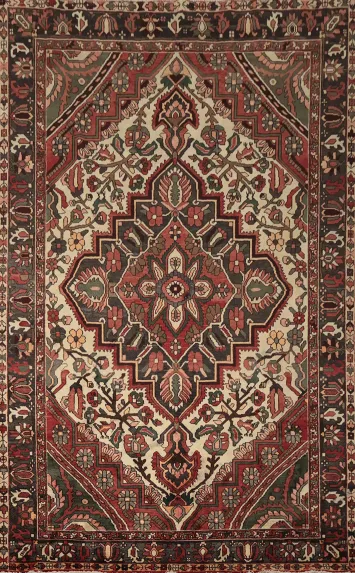 Bohemian Chic Bakhtiari Persian Area Rug 7x10 Ideal for Cozy Ambiance