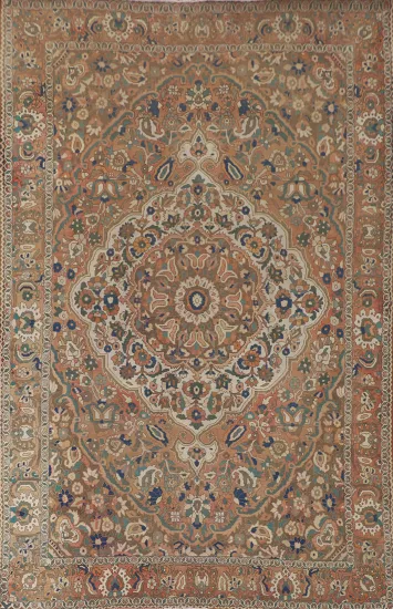 Vintage Floral Bakhtiari Persian Area Rug 7x10