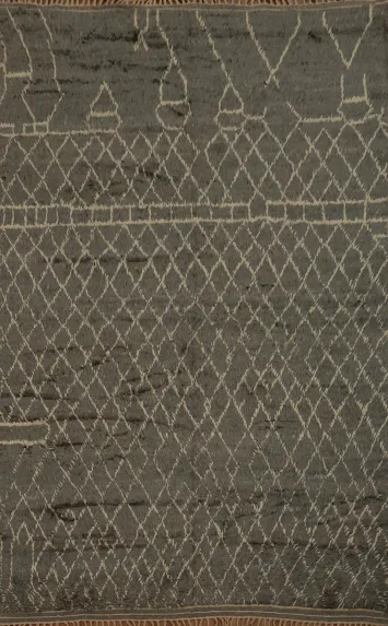 Chic Moroccan Area Rug 8x11 with Unique Geometric Motifs