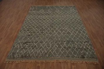 Chic Moroccan Area Rug 8x11 with Unique Geometric Motifs