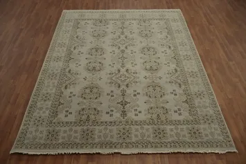 Exquisite Oushak Area Rug 8x10 Featuring Ornate Craftsmanship