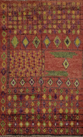 Diamond-Patterned Moroccan Area Rug 7x10 for Modern Interiors