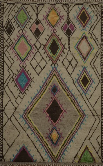Artistic Geometric Moroccan Area Rug 7x10 to Add a Splash of Color