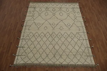 Handmade Moroccan Area Rug 8x11 Elegance and Classic Charm