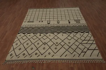 Sophisticated Moroccan Area Rug 8x10 with Intricate Line Patterns