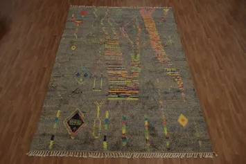 Vibrant Geometric Patterns on Rustic Moroccan Area Rug 9x13