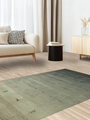 Subtle Ombre Rug Featuring Delicate Animal and Plant Designs 4x6 ft