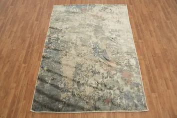 Abstract Soft Beige and Blue Rug for Modern Living Rooms 5x8