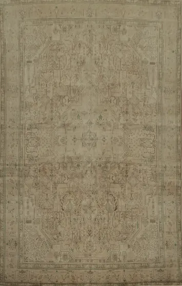 Classic Tabriz Persian Area Rug 10x13 in Soft Earthy Tones