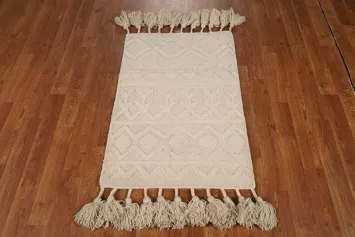 Geometric Ivory Wool Moroccan Oriental Accent Rug 2x3