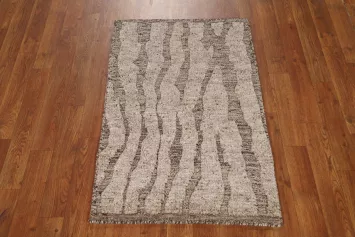 Handmade Wool Moroccan Oriental Accent Rug 2x3