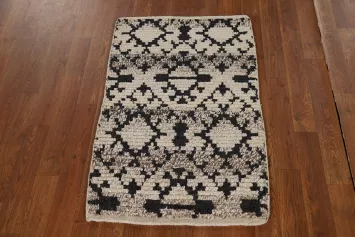 Geometric Wool Moroccan Oriental Accent Rug 2x3