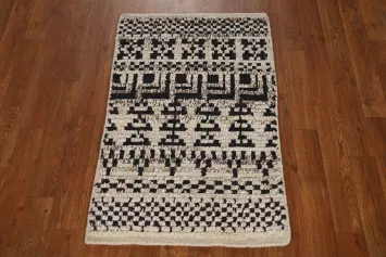 Geometric Wool Moroccan Oriental Accent Rug 2x3