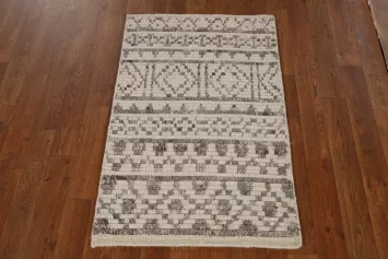 Geometric Wool Moroccan Oriental Accent Rug 2x3