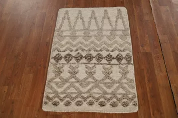 Handmade Wool Moroccan Oriental Accent Rug 2x3