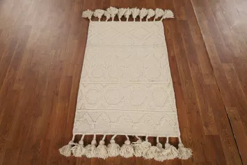 Ivory Wool Geometric Moroccan Oriental Accent Rug 2x3