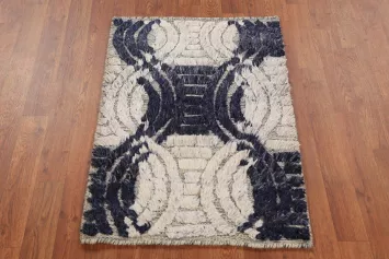 Contemporary Wool Moroccan Oriental Accent Rug 2x3