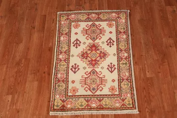Traditional Wool Kazak Oriental Foyer Rug 2x3