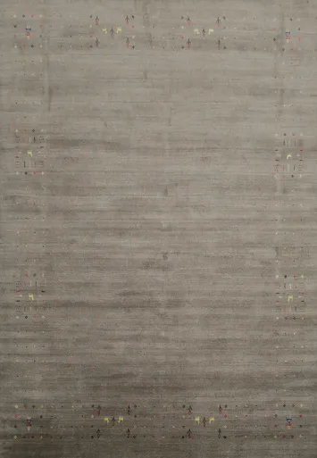 Artisan Grey Rug: Subtle Multi-Colored Details 8x10