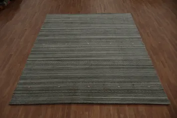 Sophisticated Grey Rug with Intricate Lines and Patterns 8x10