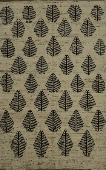 Chic Moroccan Area Rug 7x9 with Distinct Black Leaf Designs