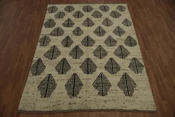 Chic Moroccan Area Rug 7x9 with Distinct Black Leaf Designs