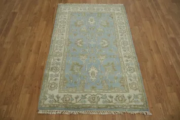 Classic Style Rug with Elegant Blue and Beige Accents 3x5