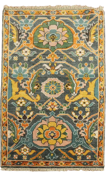 Elegant Floral Patterned Rug with Vibrant Colors 3'x5'