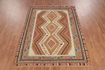 Vegetable Dye Kilim Qashqai Persian Rug 5x7