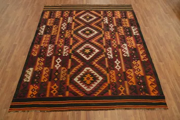 Geometric Kilim Vegetable Dye Area Rug 7x9