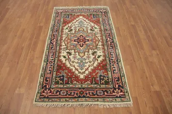 Ivory Wool Geometric Heriz Serapi Indian Rug 3x5