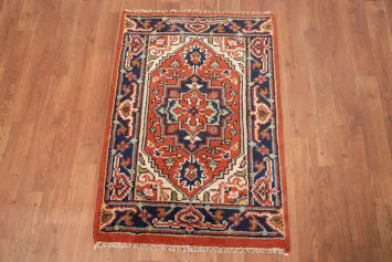 Vibrant Geometric Heriz Serapi Accent Rug 2x3 for Living Room Charm