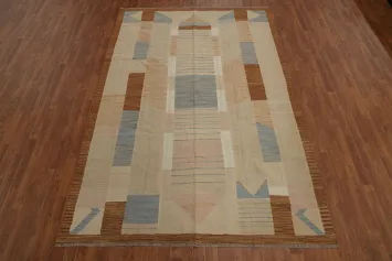 Earth Tone Geometric Rug 7x10 Artisan Craftsmanship for Unique Decor