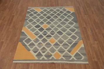 Trellis Wool Kilim Handwoven Rug 5x7