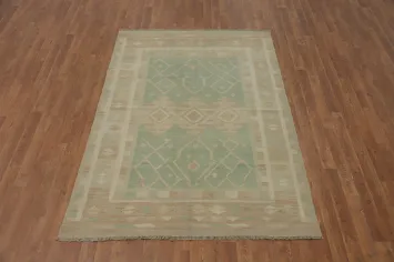 Green Geometric Kilim Pastel Toned Rug 5x7