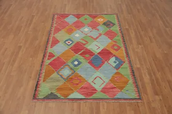 Vibrant Patterned Area Rug 5x7 Perfect for Eclectic Home Designs