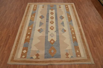 Handwoven Southwestern Style Geometric Pattern Rug 8x10