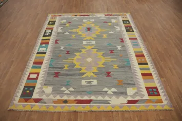 Handwoven Ethnic-Inspired Rug with Vivid Colors and Patterns 8x10